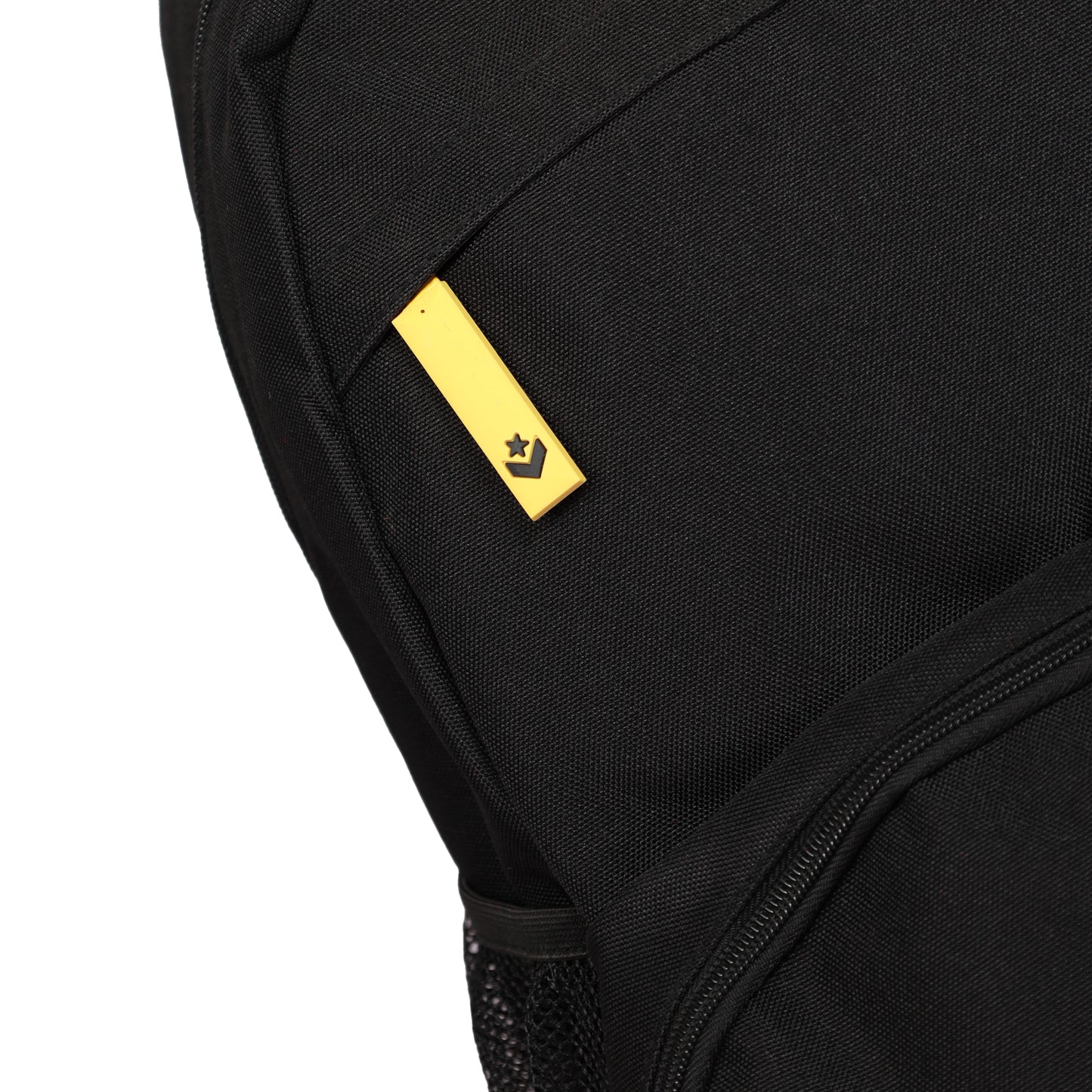 THE CHEERY BACKPACK BLACK
